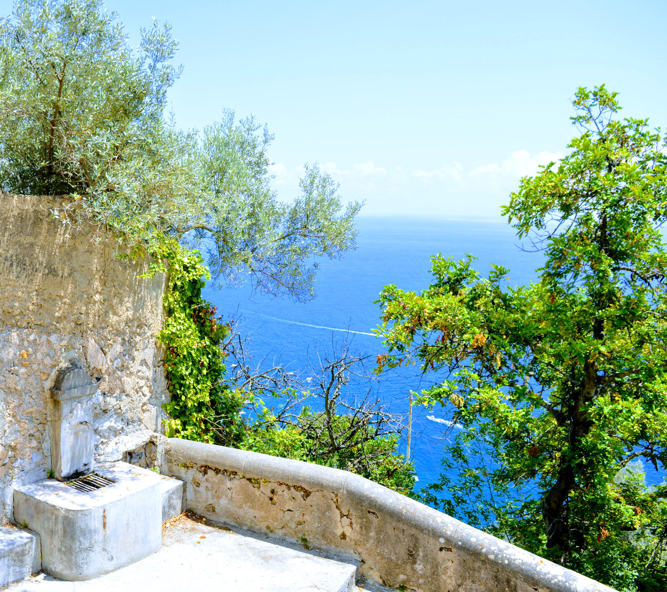 Drinking fountain near Torello Drinking fountain near Torello