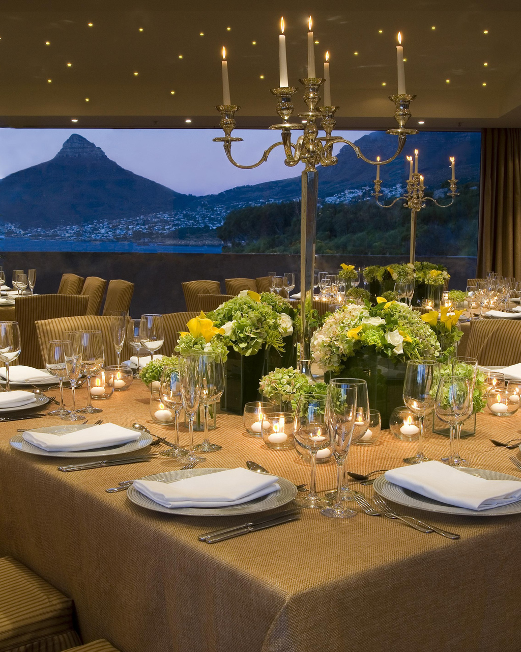 The Twelve Apostles Hotel Lionshead View