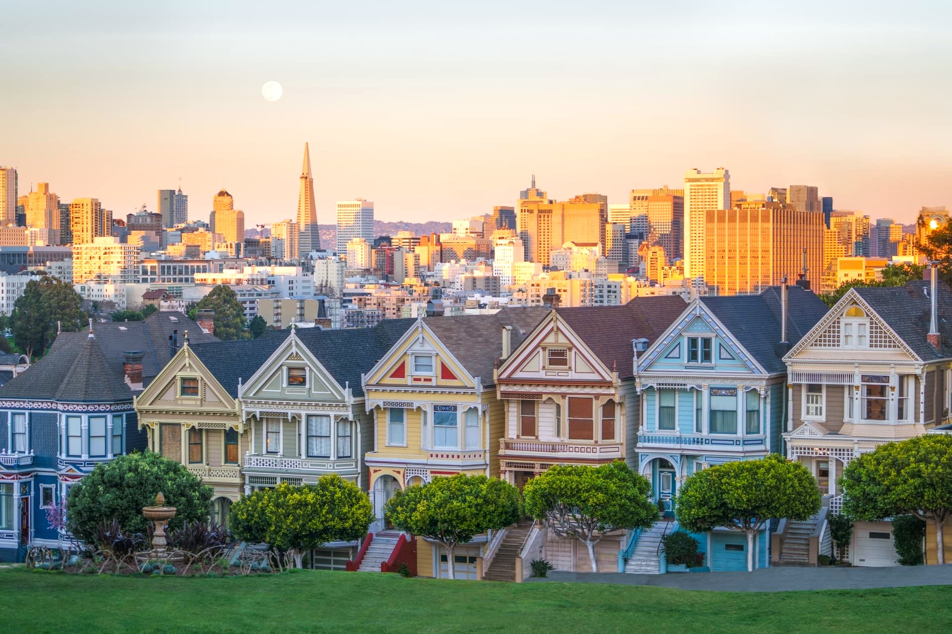The Painted Ladies of Alamo Square, San Francisco