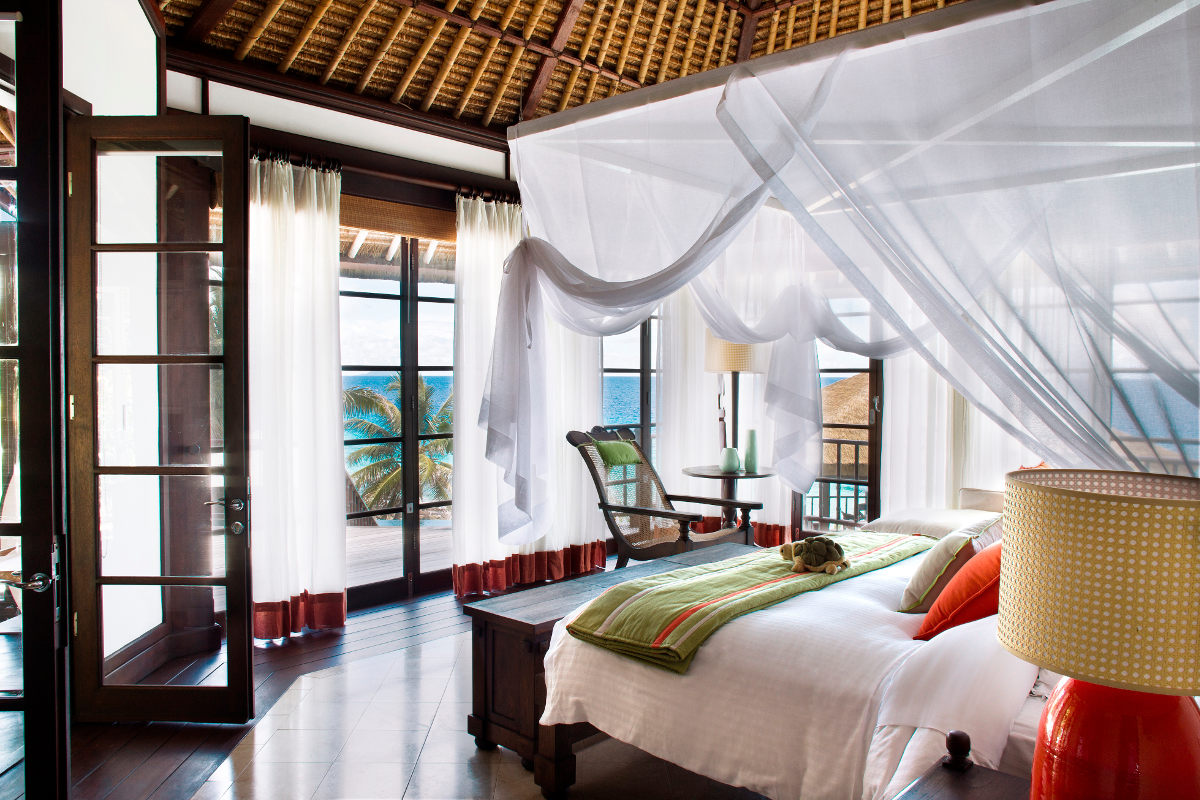 Bedroom with a seaview