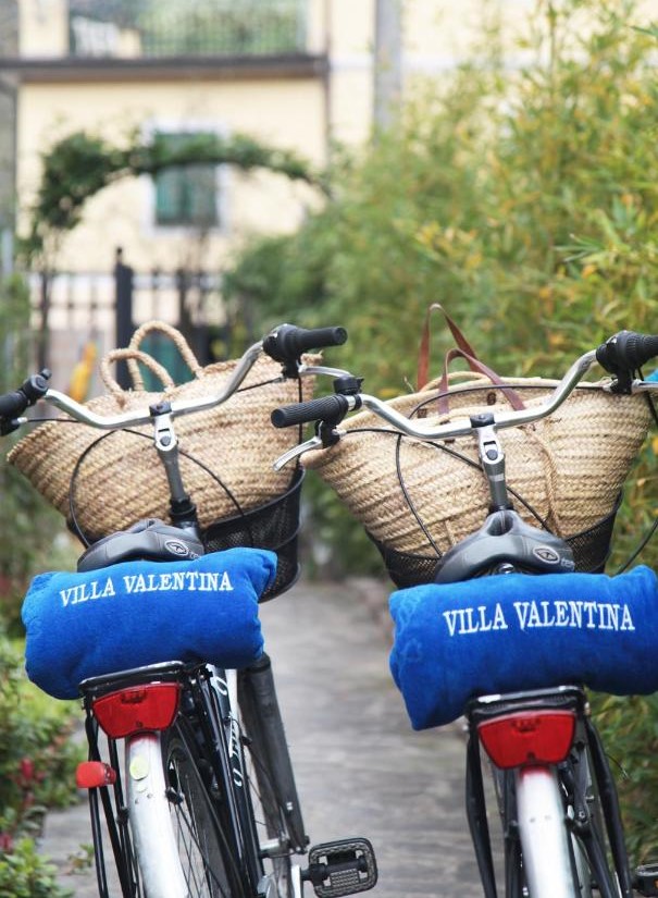 Two bicycles at the Villa Valentina guesthouse in Levanto, Italy