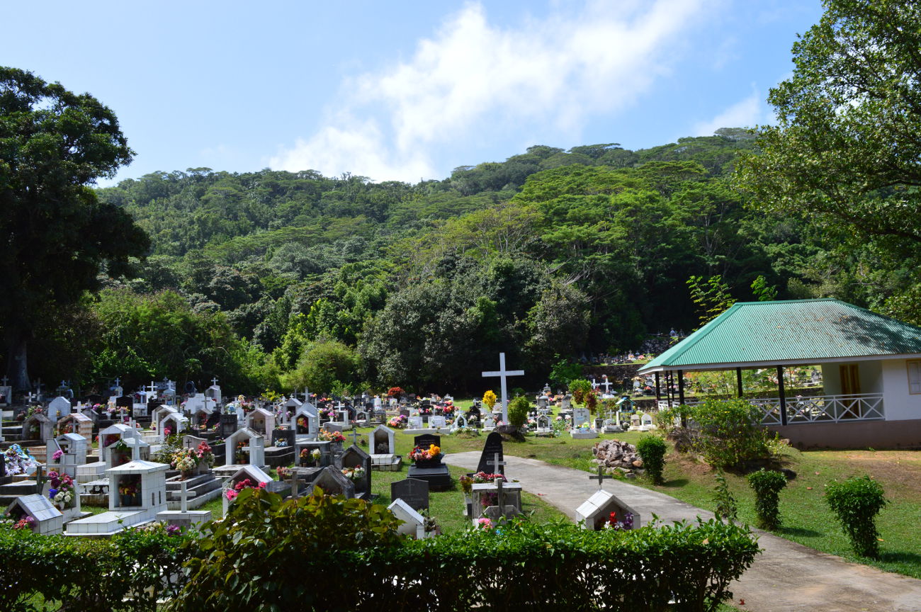 La Digue Cemetary