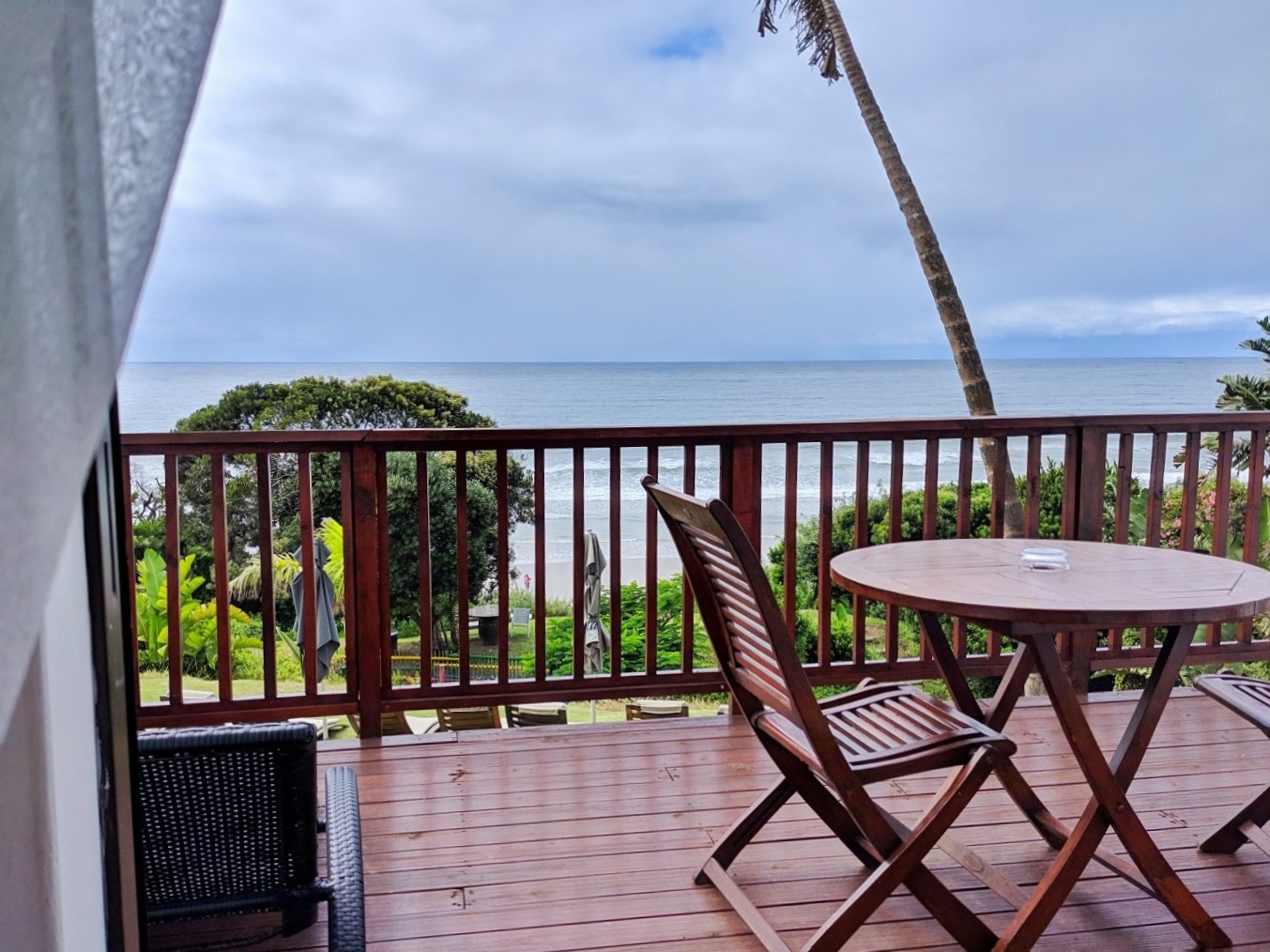 Deck at Crawfords Beach Lodge